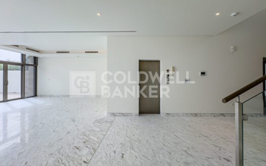 Brand New | Corner Unit | Lagoon View