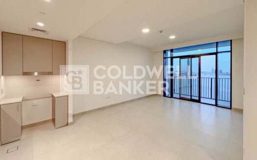 Waterfront Living | Sea View | Best Layout