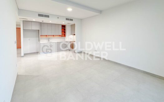 Waterfront Living | Sea View | Best Layout