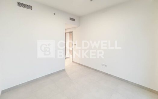 Waterfront Living | Sea View | Best Layout