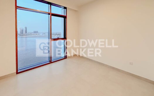 Waterfront Living | Sea View | Best Layout