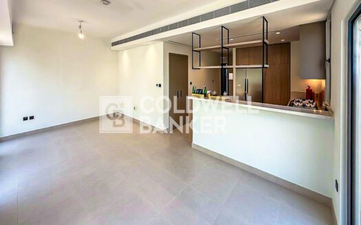 Upgraded | Close To Pool And Park | Spacious