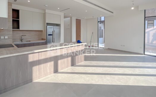 Brand New | 4BR + Maids | Near to Park and Pool