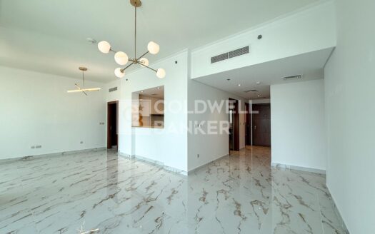 High Floor | Upgraded | Maids Room