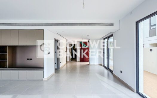 On Pool and Park | Ready to Move | Closed Kitchecn