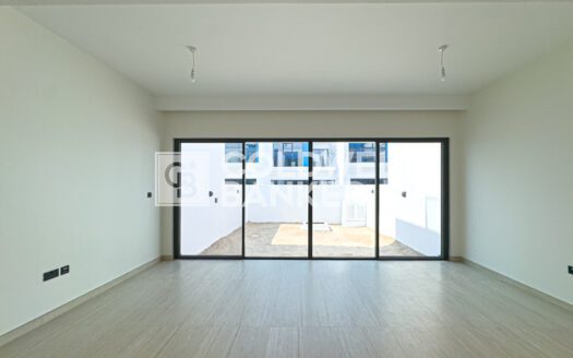 Beautiful 3BR TH | Park Facing | Ready to Move