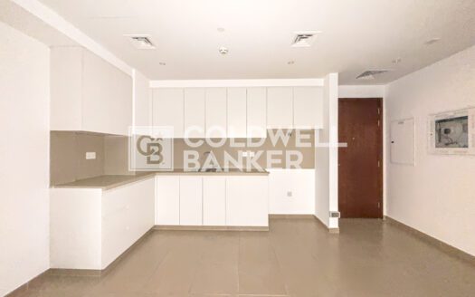 Gated Community | Amazing Location | Vacant Now