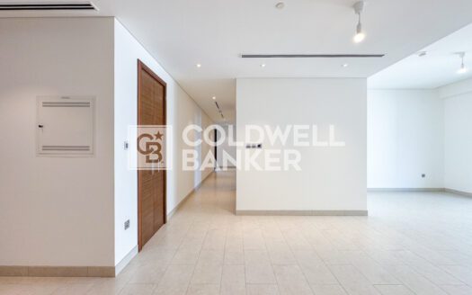 Ready To Move | Renovated Unit | Spacious Layout