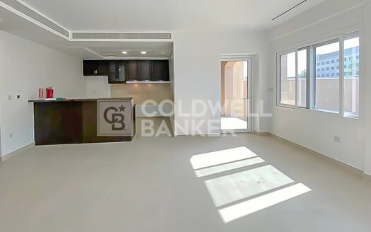 Best Community | Spacious | Vacant On January