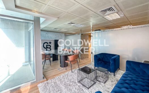 Fitted | Glass Partitions | High Floor | Lake View