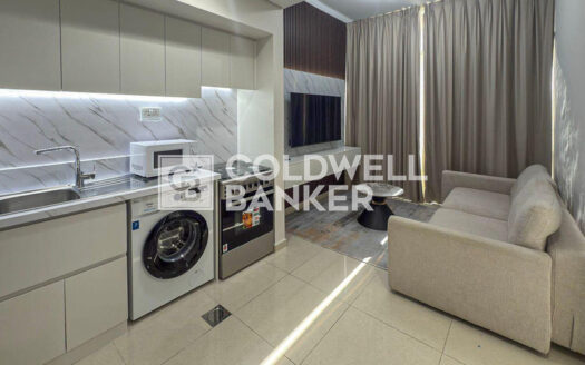 Motivated Seller | Upgraded | Golf Park Views