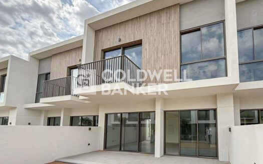 Community Expert | L Shape Kitchen | Close To Park