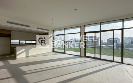 Private Garden | Amazing Community | Huge Layout