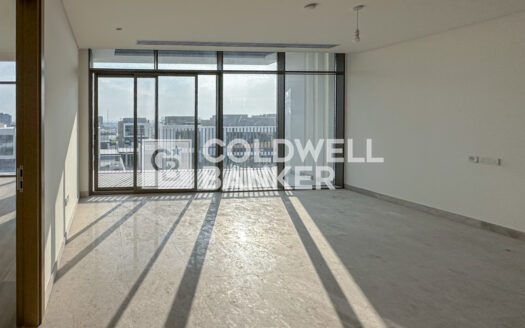 Private Garden | Amazing Community | Huge Layout