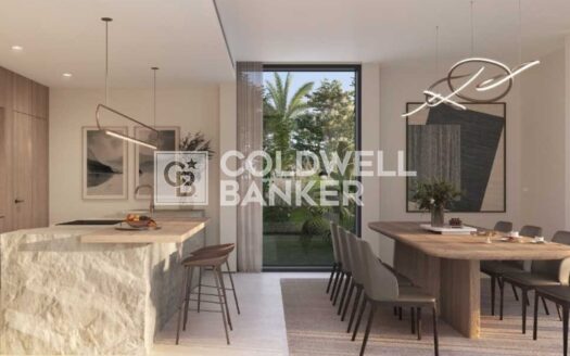 Single Row | Great Location | Genuine Resale