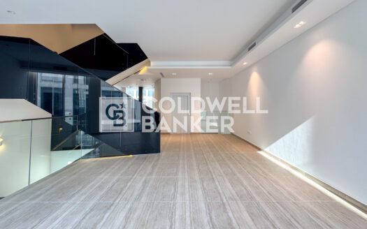 Modern Family Home | Close To Pool And Park