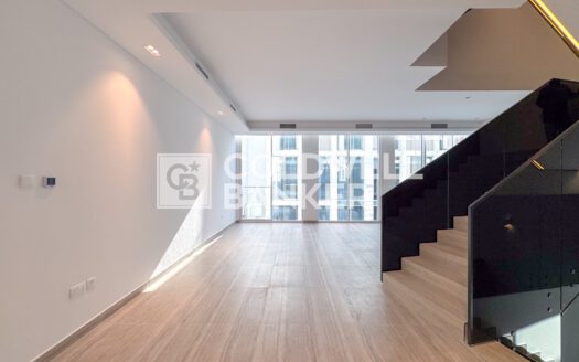 Modern Family Home | Close To Pool And Park