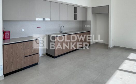 Spacious 2BR | Sea View | High Floor