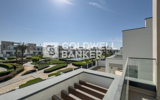 Luxury 4bed Villa | Ready to Move | Near Amenities