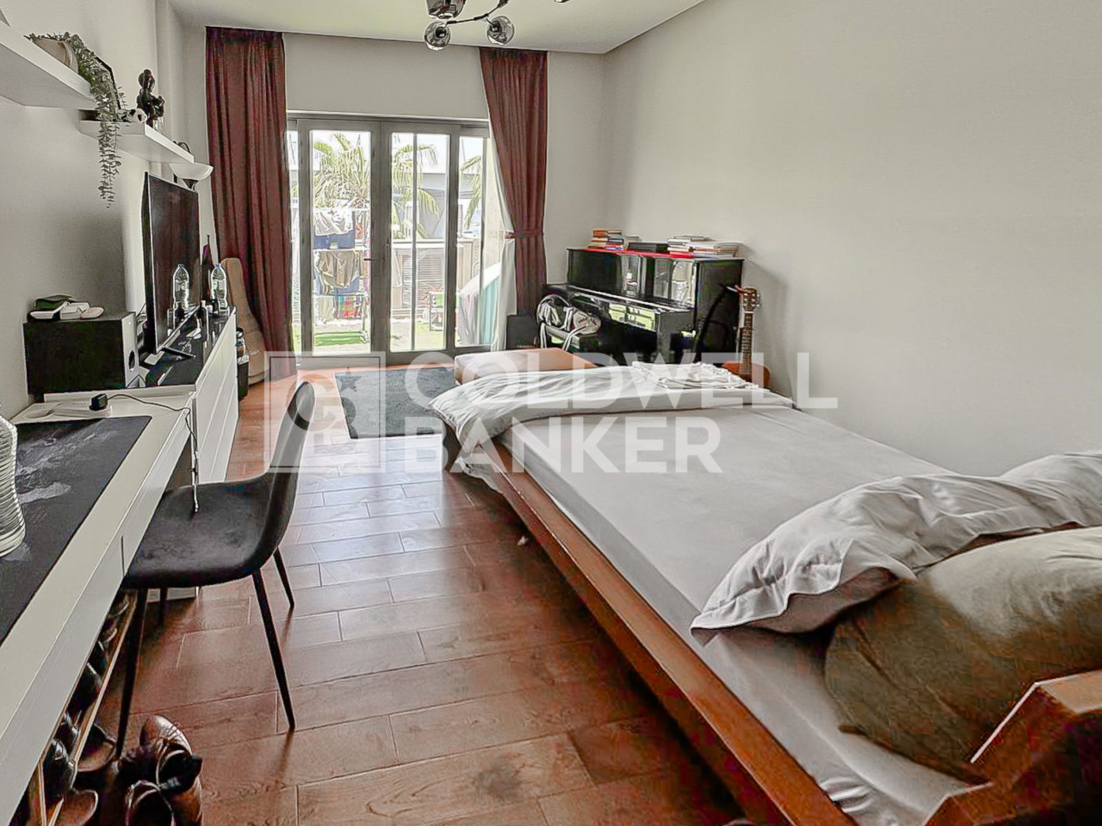 Sea and Canal View | Near to Metro Station