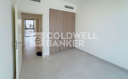 Corner Kitchen | Vacant | Brand New