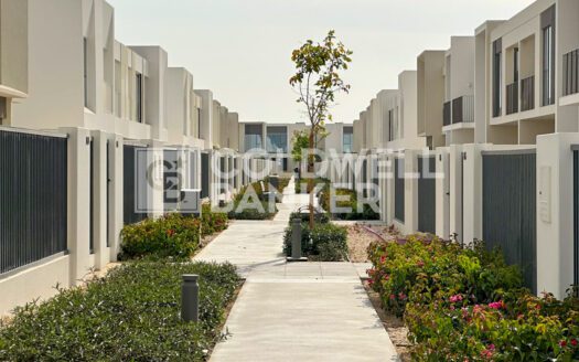 Single Row | Brand New | Talia Townhouse