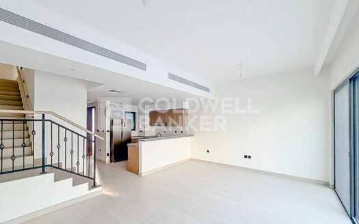 Ready To Move | 4 Cheques | Hot Deal