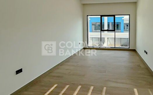 Ready To Move | 4 Cheques | Hot Deal