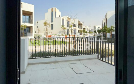 Ready to Move | Single Row | Facing Park