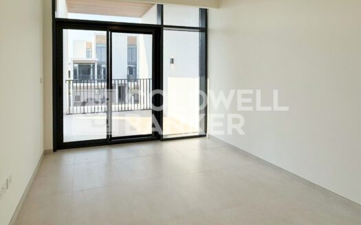 Ready to Move | Single Row | Facing Park