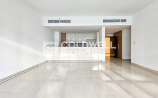 Spacious Unit | Park View | Vacant on Transfer