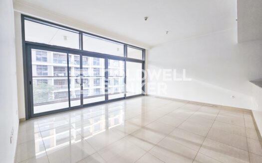 Spacious Unit | Park View | Vacant on Transfer