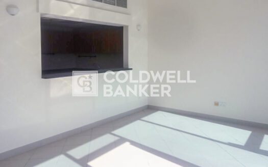 Vacant | Ready to Move | Full Canal View