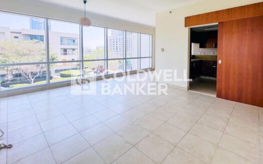 Ready To Move In | Well-Maintained | Golf View