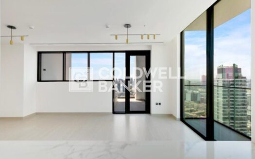 High Floor | Royal Suite | Private pool | Vacant