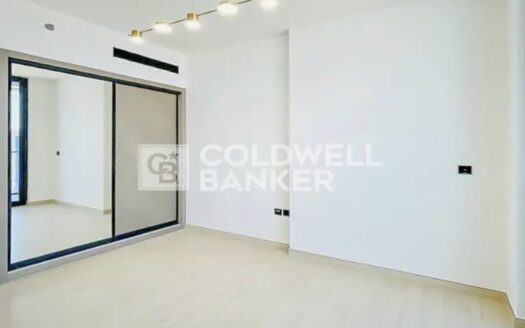 Flexible Cheque | Closed Kitchen | Community View