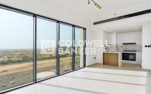 Panoramic Window | Equipped Kitchen | Bright Unit