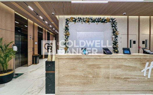 Luxury Living | Furnished | High Floor