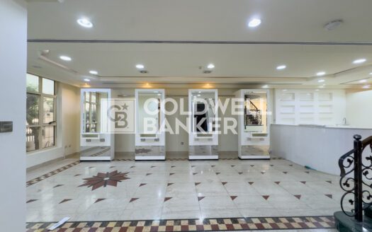 Best For Commercial Use | Spacious Villa