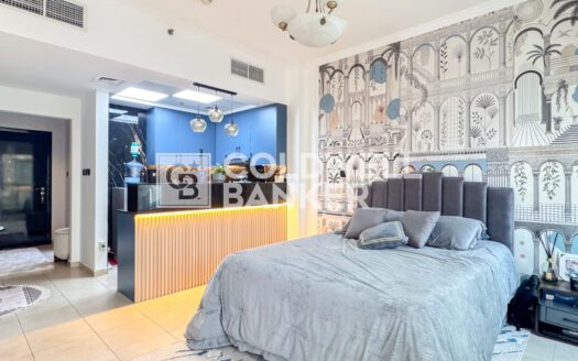 Upgraded Studio | High Floor | Furnished