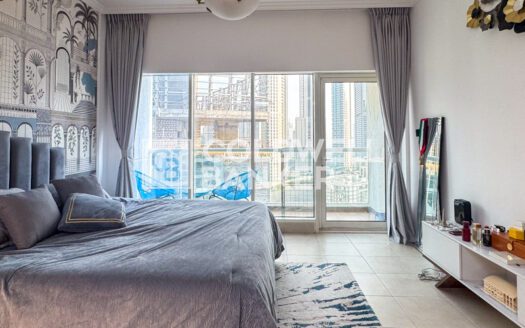 Upgraded Studio | High Floor | Furnished