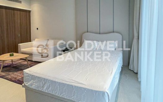 Fully Furnished | Ready To Move | Flexible Cheques