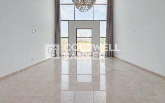 Vacant | Luxury Villa | Biggest Corner Plot