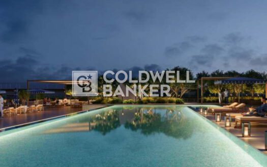 Luxurious Unit | High Floor | Spacious