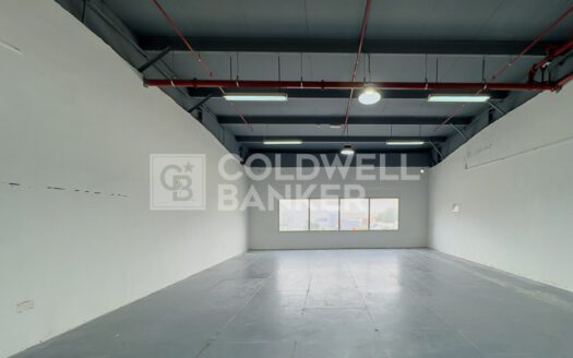 Ready to Use | Commercial Warehouse | Business Hub