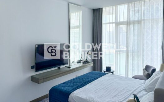 Vacant | Canal View | Prime Location