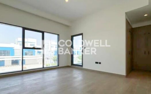 Vastu | Vacant And Brand New | Ideal For Family