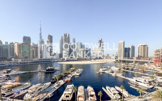 Elite Branded Residence | Skyline and Canal View