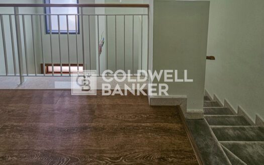 Fully Furnished | Vacant | Corner Unit