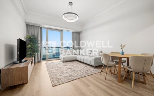 Fully Furnished | High Floor | Flexible Cheques